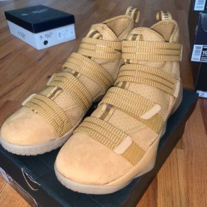 LeBron Soldier 11 SFG 'Wheat Gold'